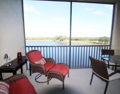 7911-304 Gorgeous view condo with a golf membership
